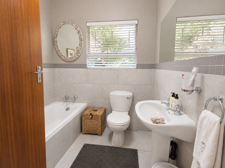 3 Bedroom Property for Sale in Ifafi North West